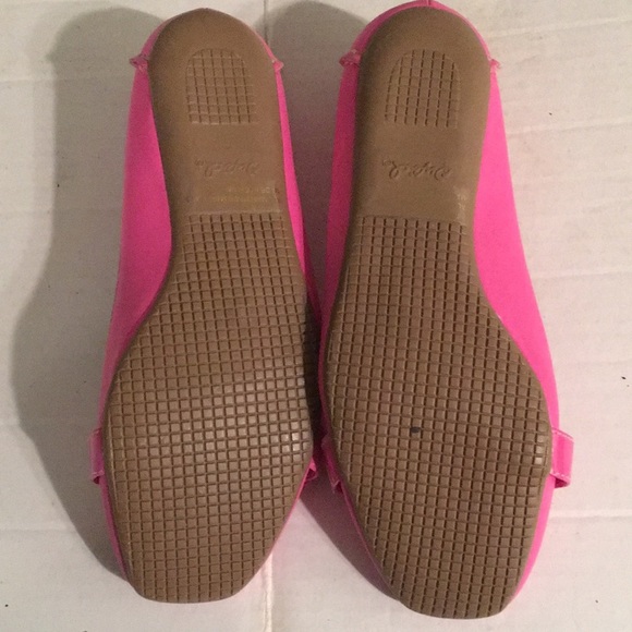 NWOT Pink flats - Picture 3 of 3